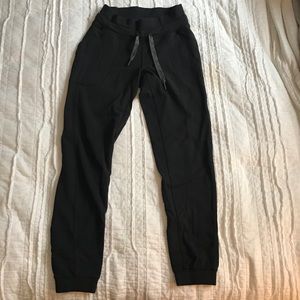 Lululemon joggers